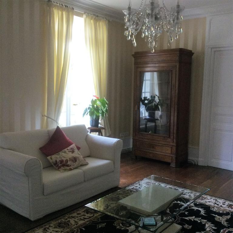 Le Chalet De Luxe Bed & Breakfast Saint-Severin Exterior photo